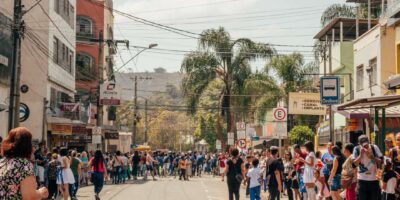 Tradicional desfile cívico em Benfica